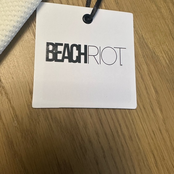 Beach Riot Cream Textured Apparel - Picture 2 of 5